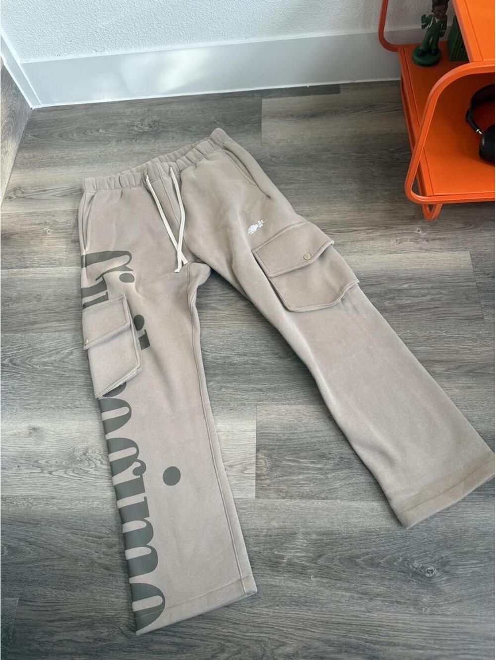 Civil Clothing Men's Gray and Brown Fleece Sweatpants, Medium, Good Condition